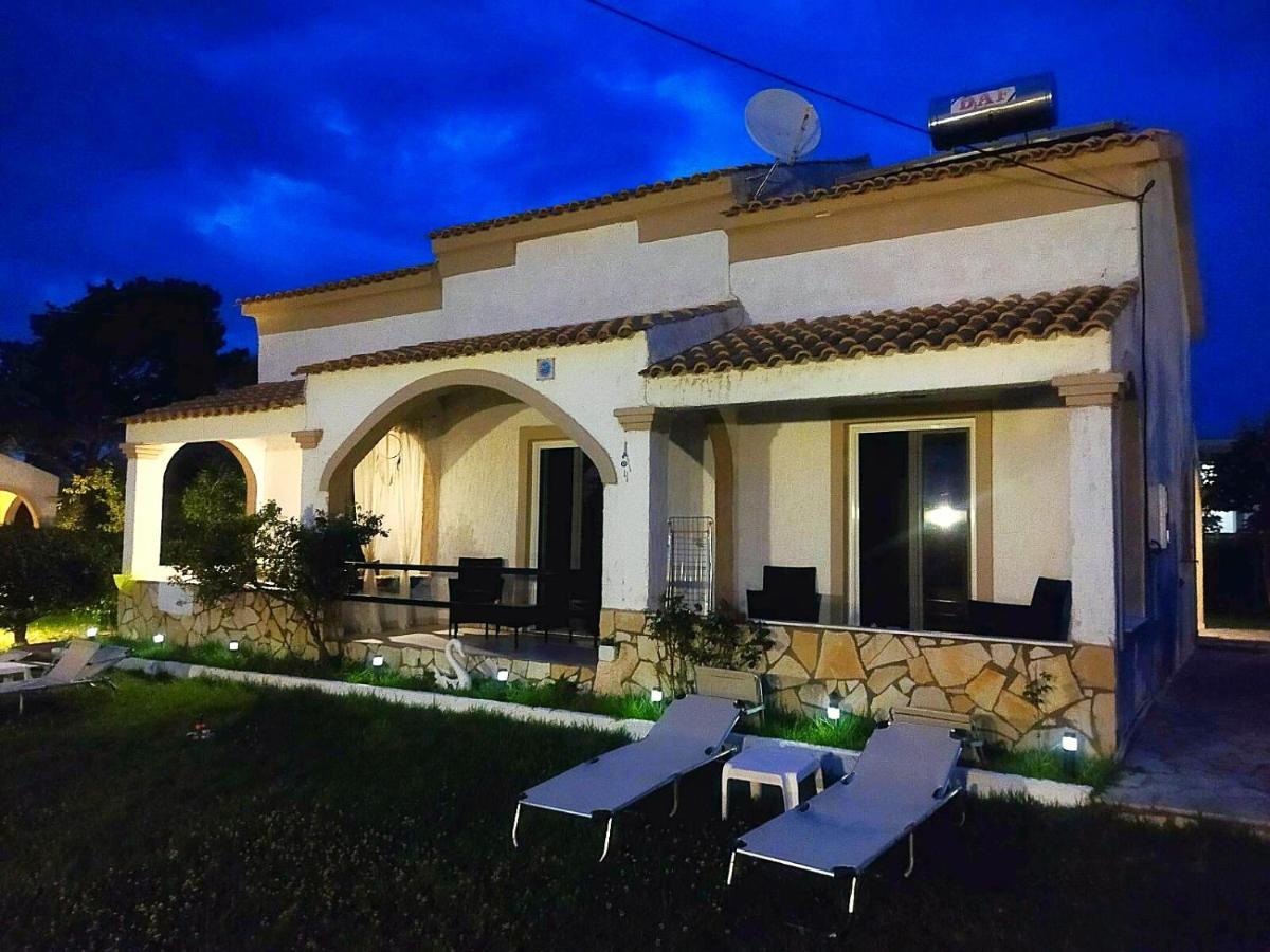 Sungate Villas Almiros Beach Exterior photo